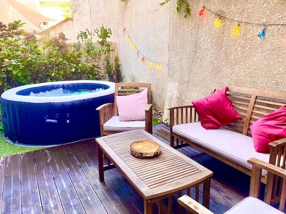 Magnifique Villa Avec Jacuzzi Au Pied Du Stade Saint-Denis  Exterior foto