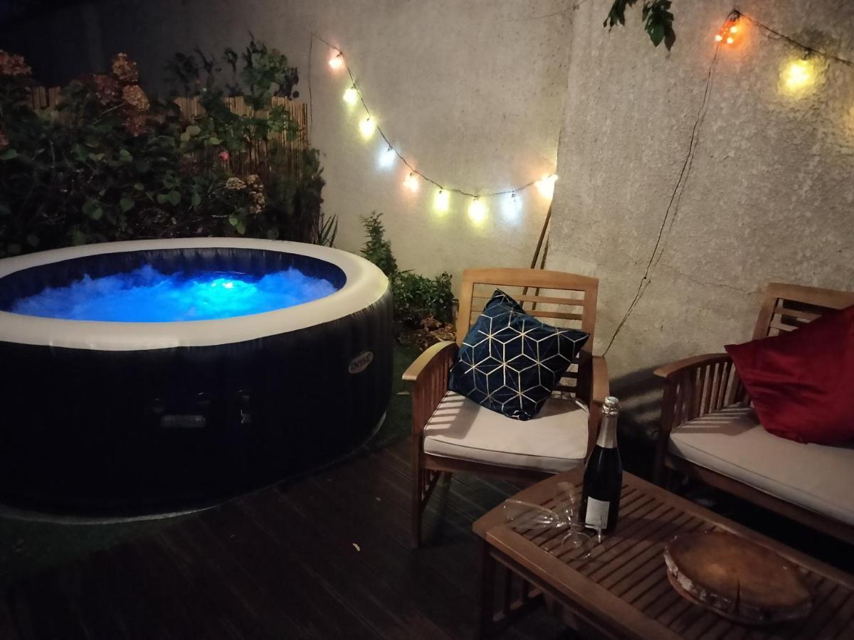 Magnifique Villa Avec Jacuzzi Au Pied Du Stade Saint-Denis  Exterior foto